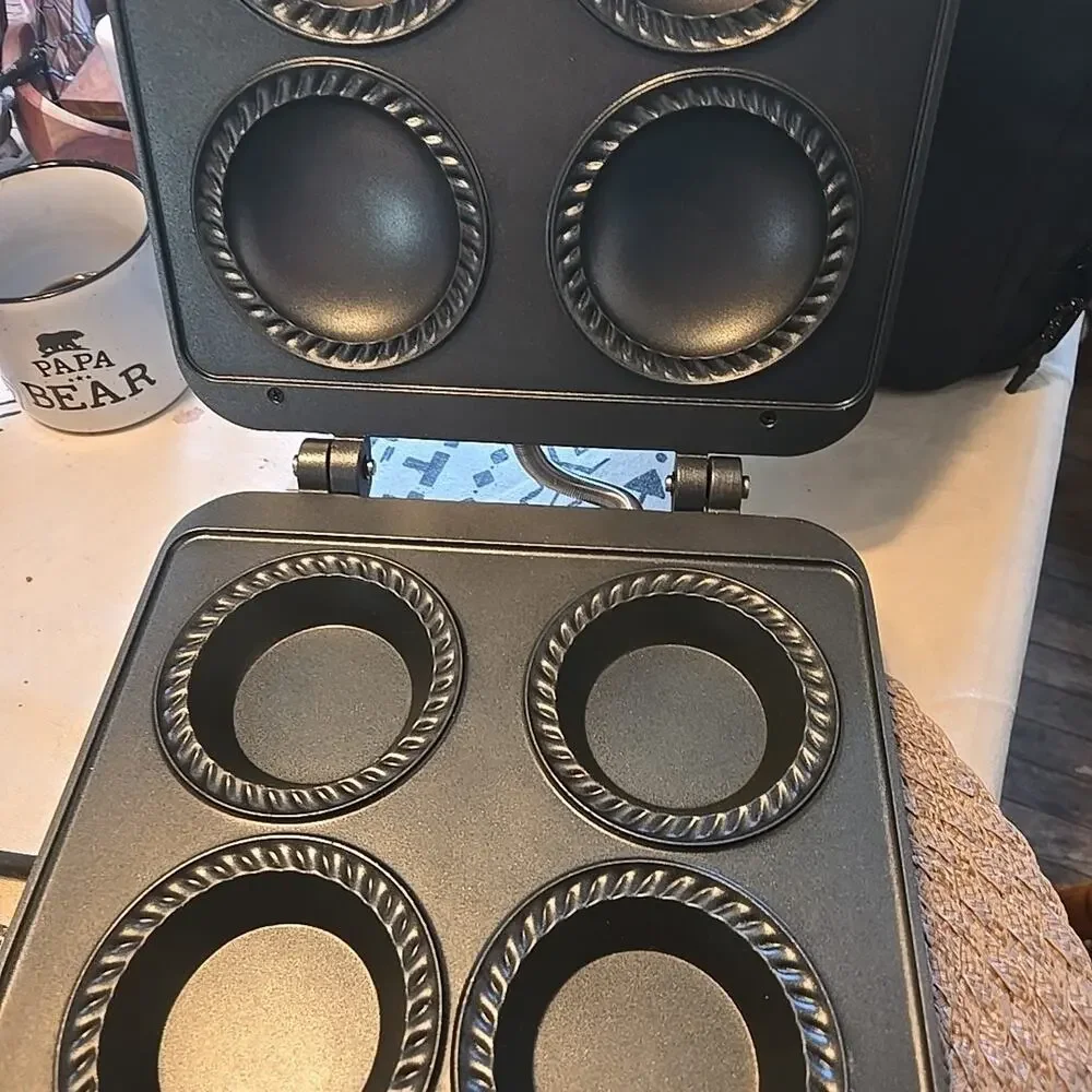 Breville BP1640XL 1200W Personal Pie Maker Stainless Steel. - Works Great